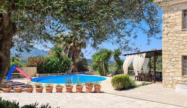 Stone Villa Zoe Kalo Nero ~ Sea turtles, Ancient Sites & olives