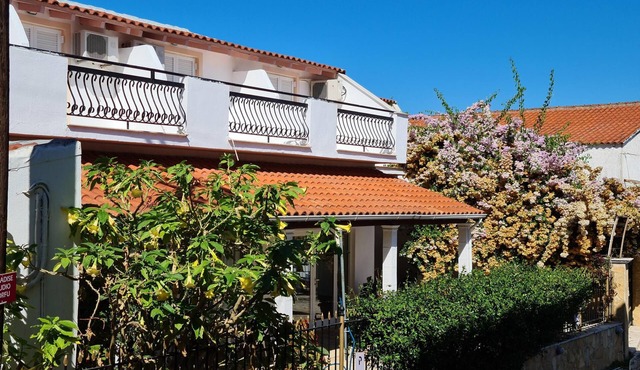 Studio "Galini Studios 6" Near the Beach with Wi-Fi, A/C & Balcony