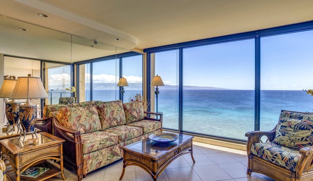 Summer special! Dolphins & Turtles from 11 FLOOR Luxury Condo Ka'anapali Beach! in Lahaina