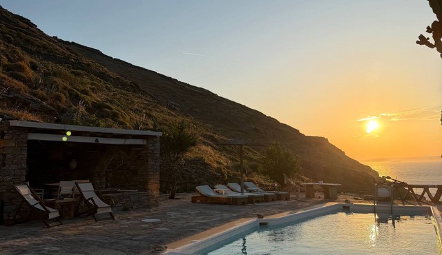 Sun Holiday Kea – Private Pool & Sea View