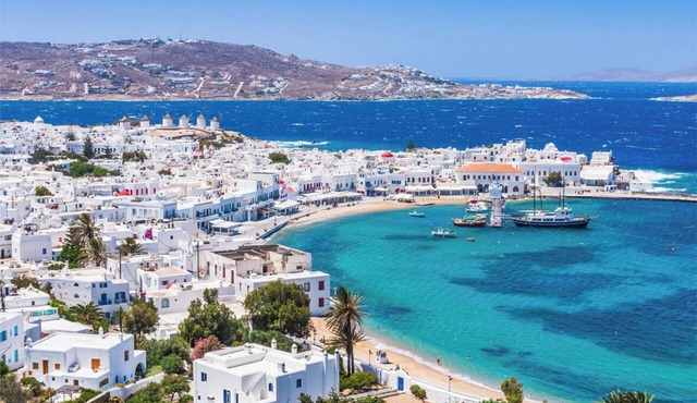 Sun-Kissed Sailing Adventure in Islas Cícladas, Mykonos