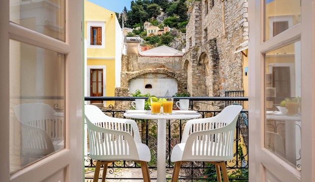 Symi Duo B - Double Studio