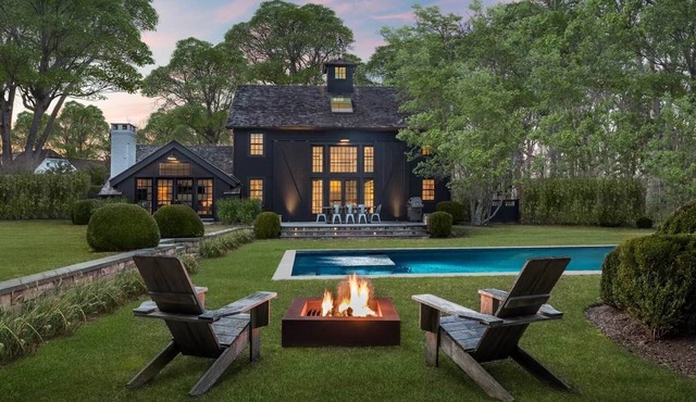 The Beach Barn | 4 Bedroom, Pool, 6 min to beach in Bridgehampton