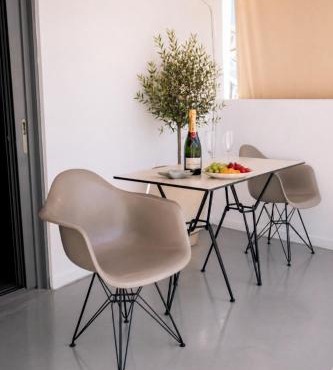 The Minimal Stay Loutraki