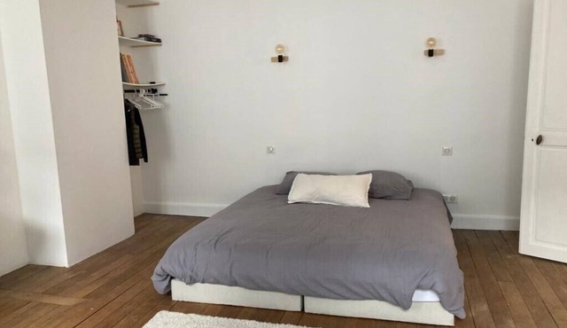 Townhouse for a large family gathering—in a medieval town 1 hour from Paris in Nogent-le-Roi
