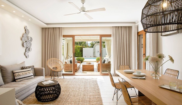 Villa Anna close to the sea with 4 bedrooms, private pool & outdoor jacuzzi.