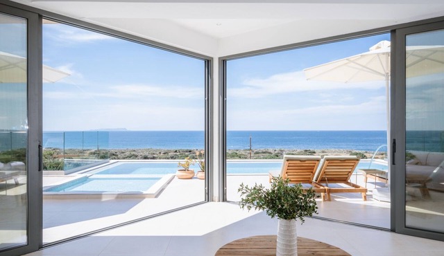 Villa Dia, 6 Bedrooms, sea View, in Sisi, Agios Nikolaos, Greece