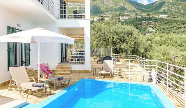 Villa Elli Epavlis - Three Bedroom Villa, Sleeps 6