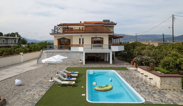 Villa Ero Lux villa near Nafplio with pool, cinema room, grand piano