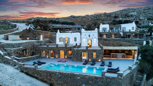 Villa Evita Panormos private pool & jacouzzi