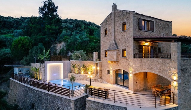 Villa Kotinos