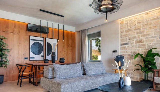 Villa Skianos - Seaview Sanctuary 500m to Beach by etouri