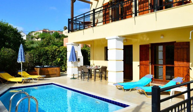 Villa Spilia Homeleader