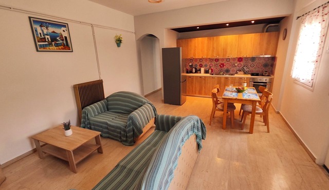 Your Summer Home with Courtyard – Relaxation for 4 Guests