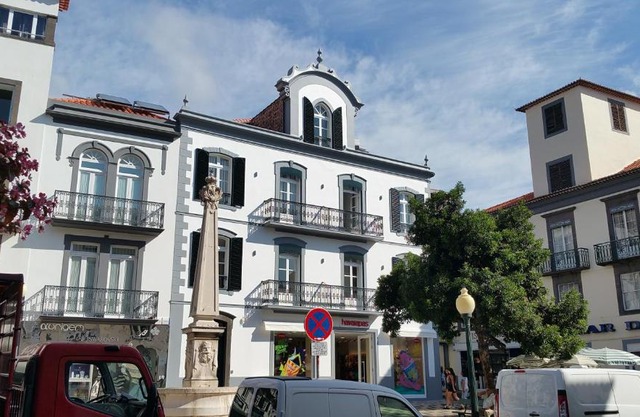 Edificio Charles 202 in Funchal