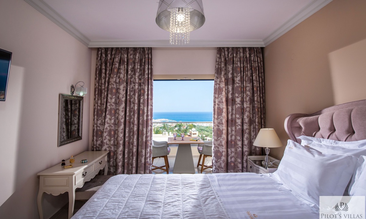 Koutouloufari House | Pilot's Villas Luxury Suites