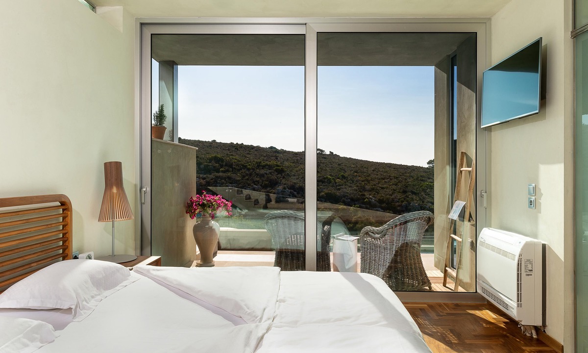 Kalathas Villa | Villa Charlotte by CuraVillas Collection