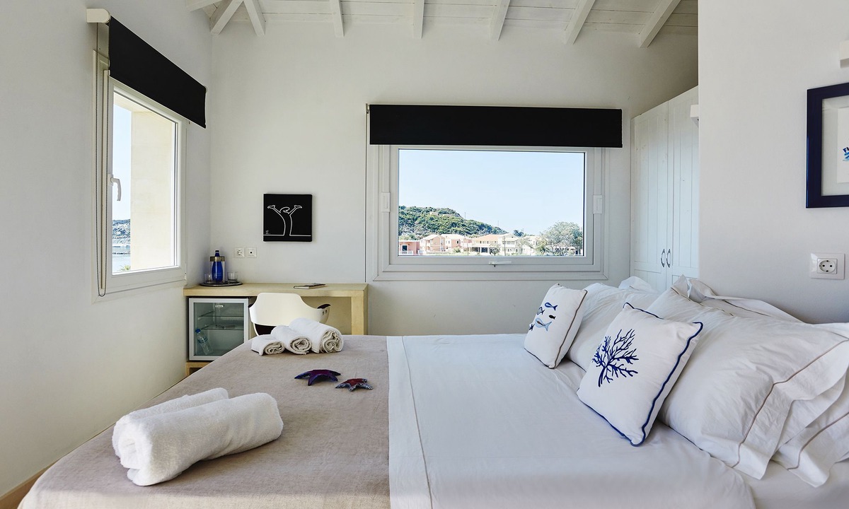Erikousa Island Hotel | Acantha Boutique Hotel