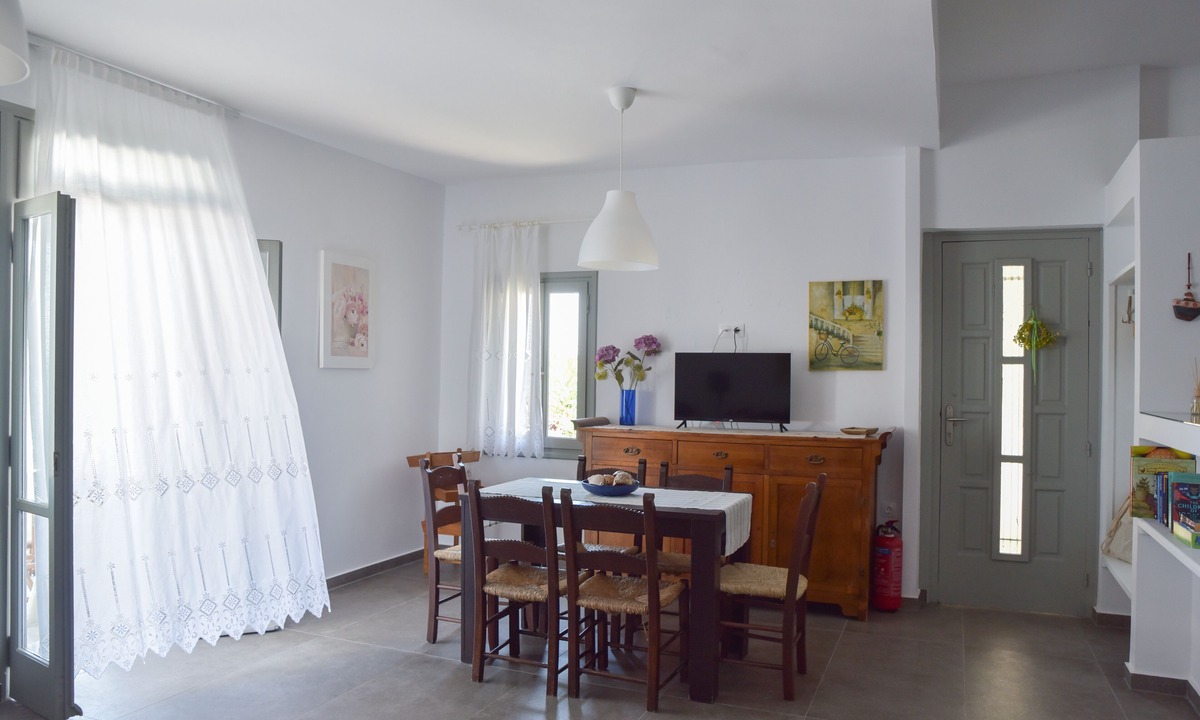 Kato Galatas Apartment | Seasound I. Amazing apartment into the sea