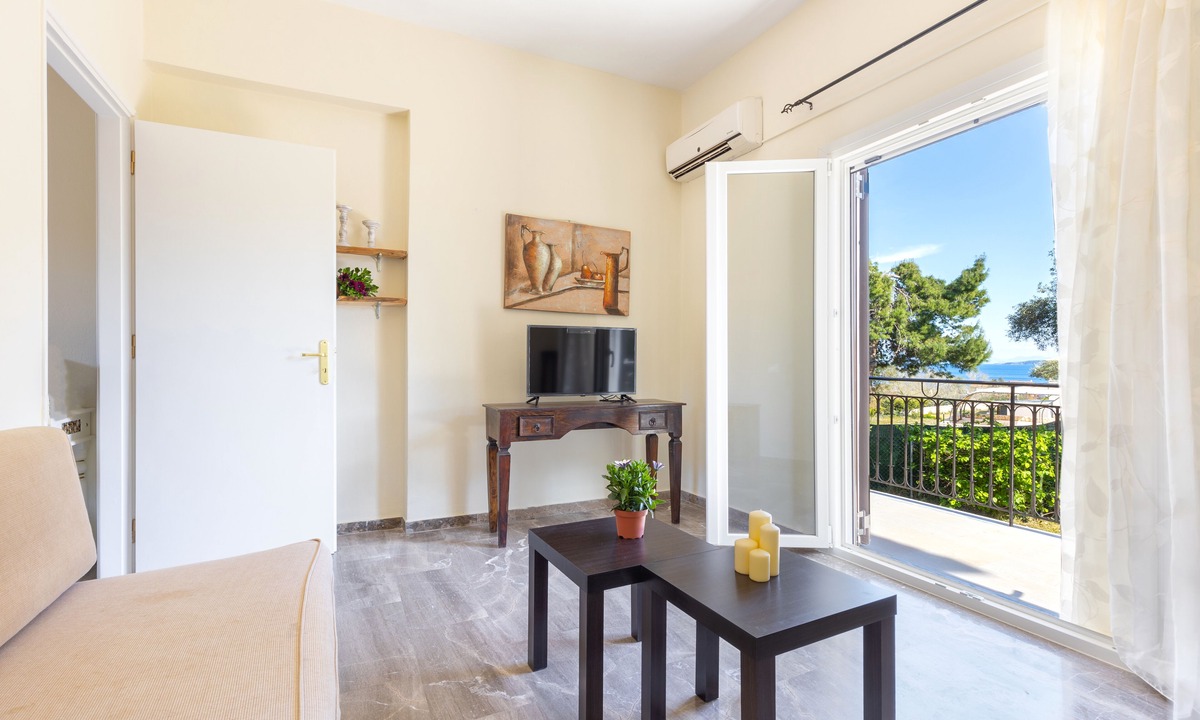 Dassia Apartment | Aloe Apartments with private Spa Tub by Konnect