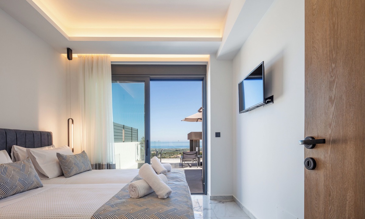 Georgioupolis Villa | Four Horizons Luxury Villas