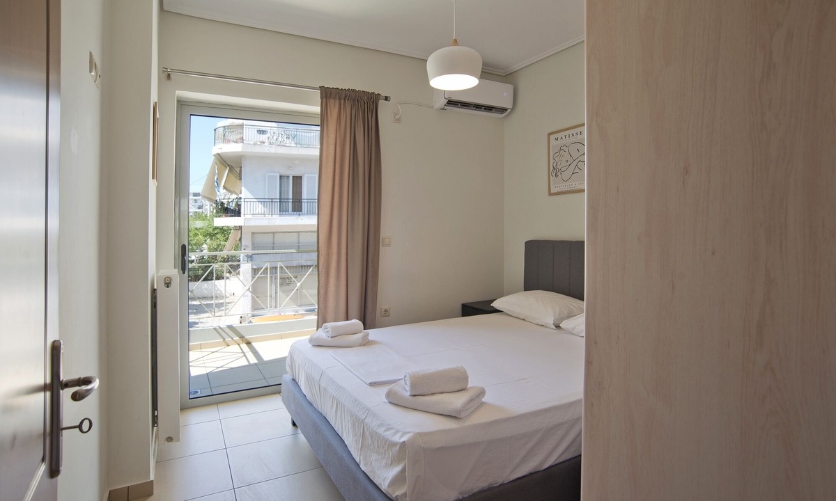 Chaidari Apartment | Filoxenia Modern Apt with Balcony near Athens Ctr