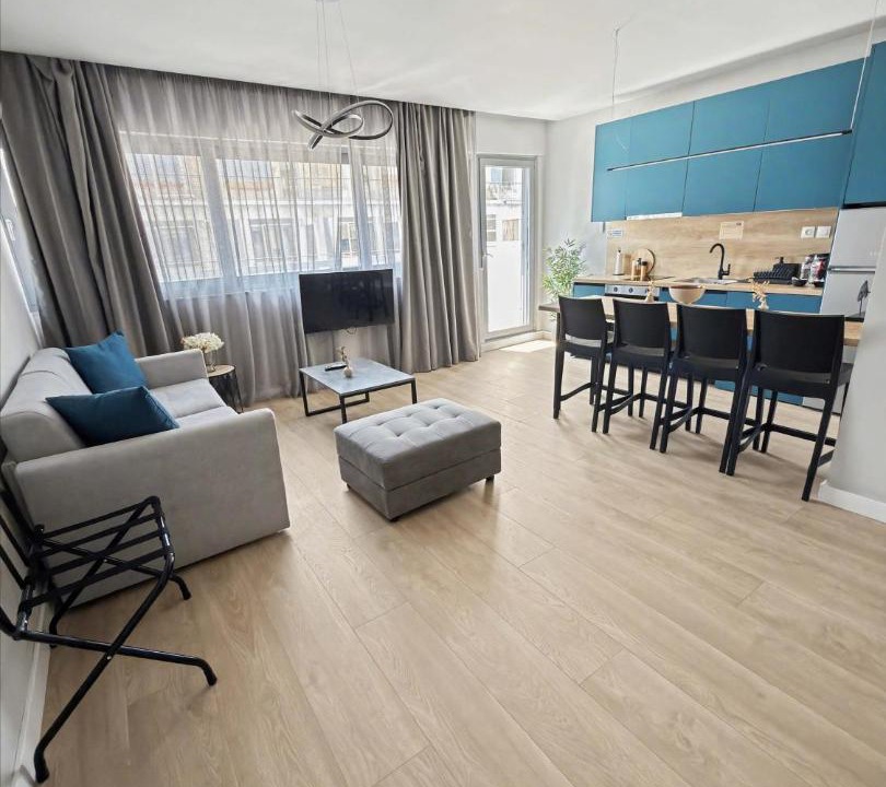 Thessaloniki City Centre Apartment | Estia Premium Apartments - Valouritou 25 Big Balcony