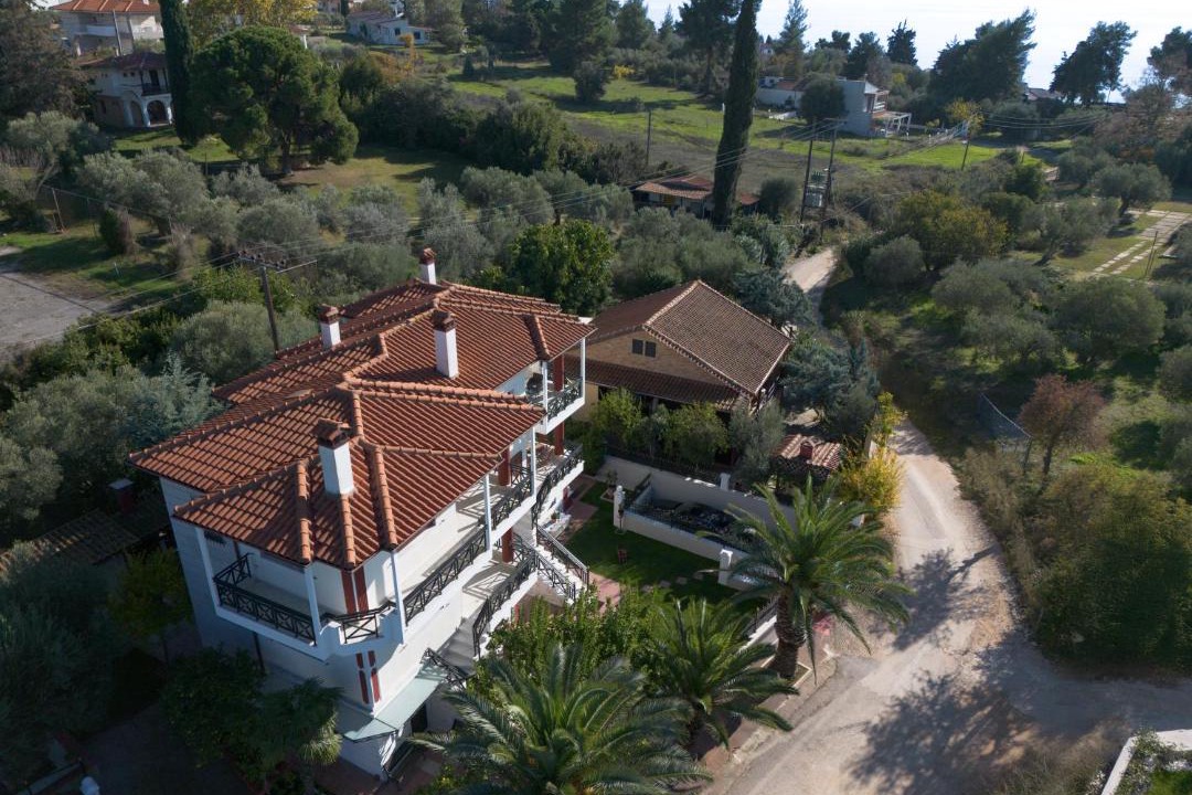 Nikita Villa | Villa Palmera 100m from the beach