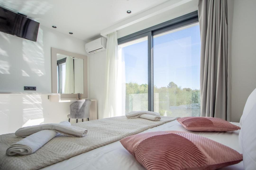 Agios Sostis Villa | Villa Maria Cameo