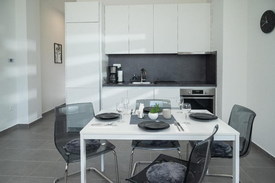 Perea Apartment | Harmony