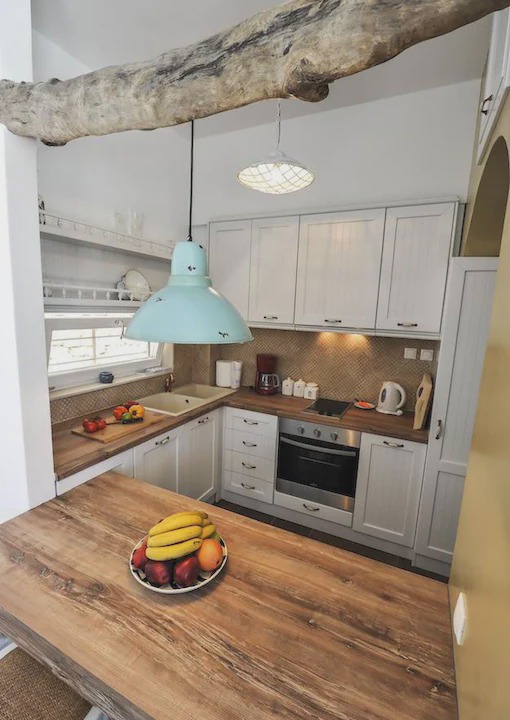 Photo of Kitchen in Katsimatika