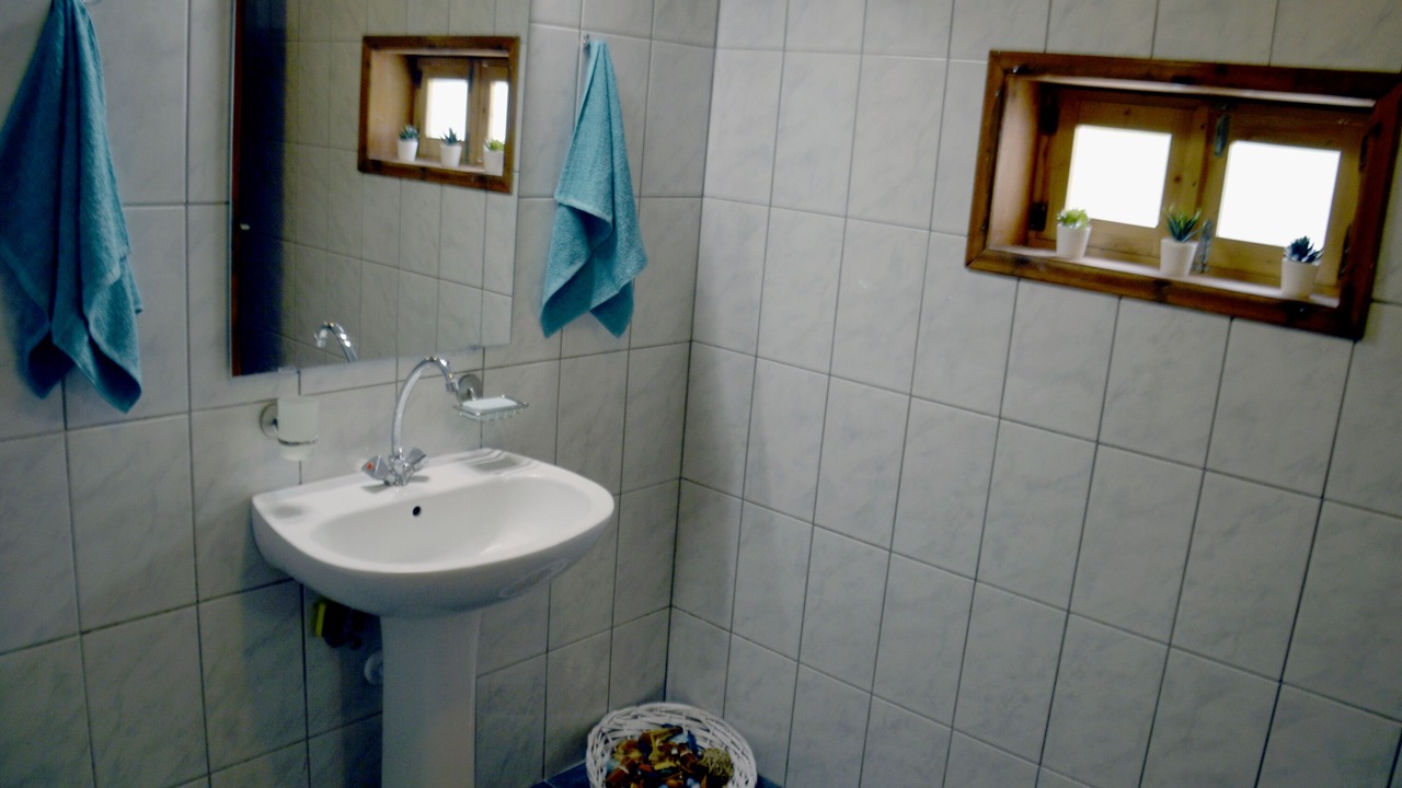 Photo of Bathroom in Rotasion