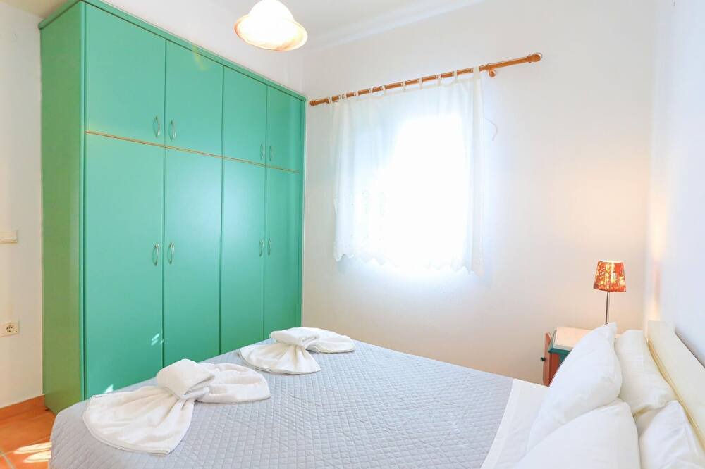 Photo of Bedroom in Katavolos