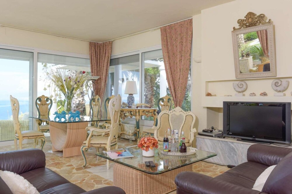 Photo of Livingroom in Sidari