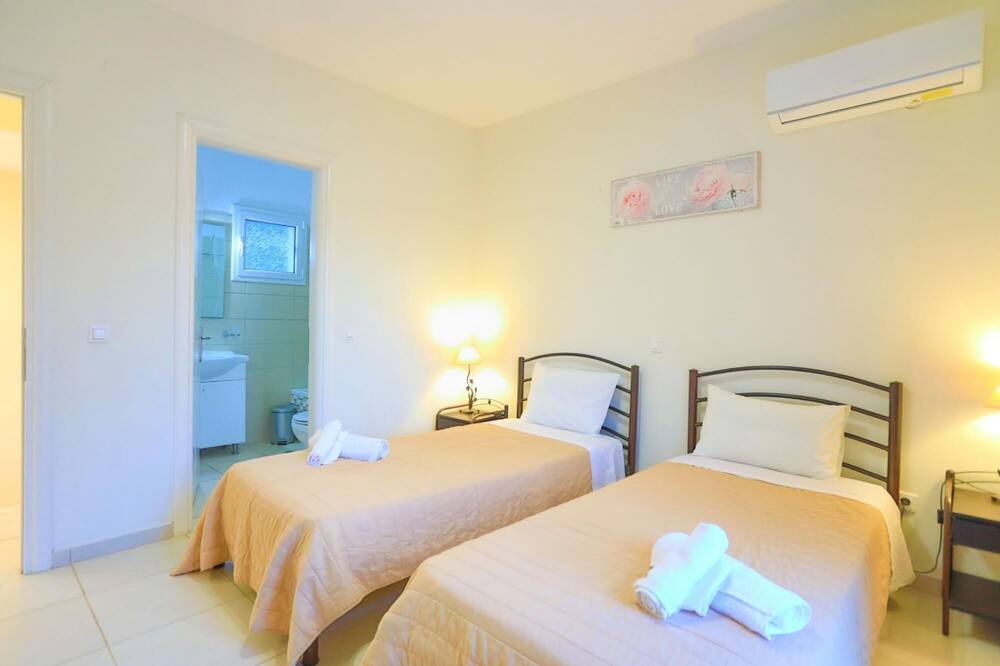 Photo of Bedroom in Agios Stefanos