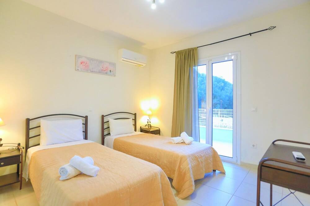Photo of Bedroom in Agios Stefanos