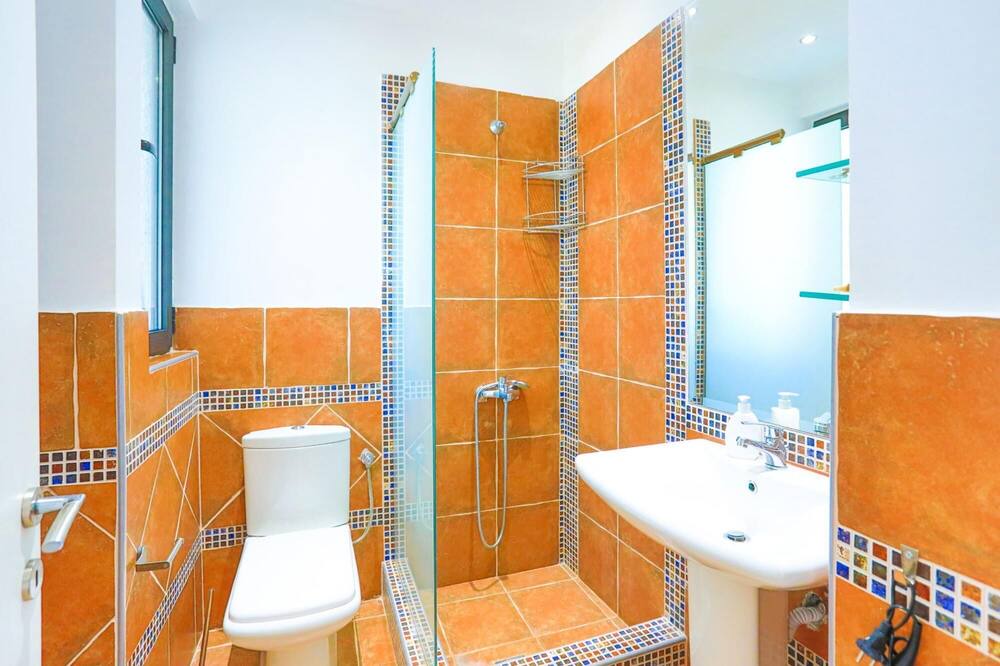 Photo of Bathroom in Nea Moudania