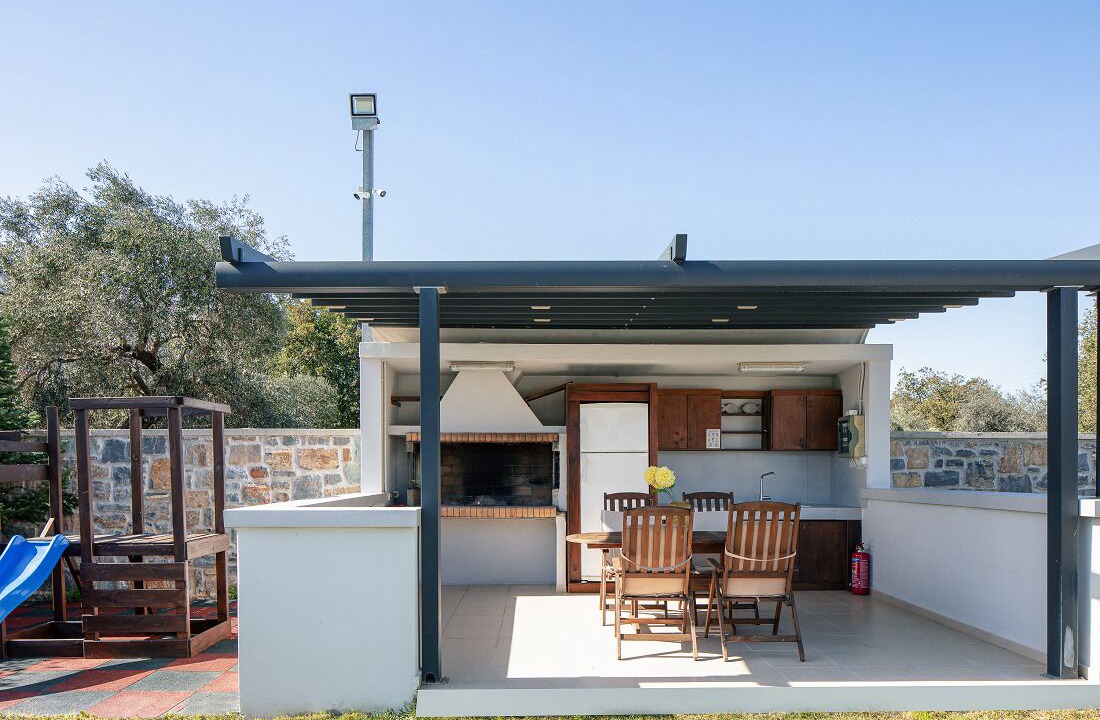 Photo of Outdoor in Monopari