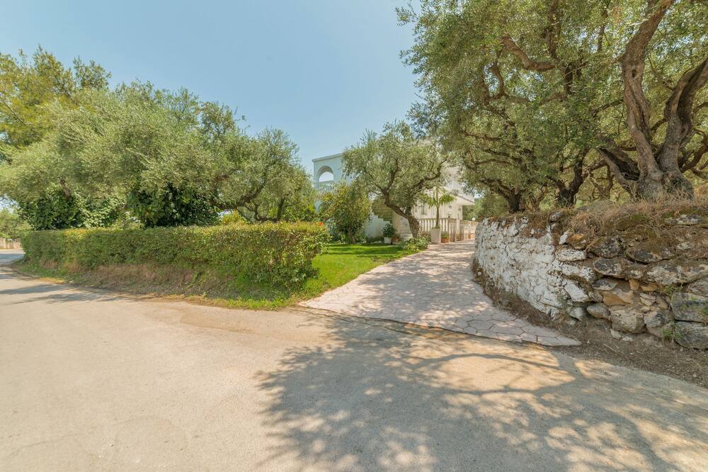 Photo of Outdoor in Amoudi