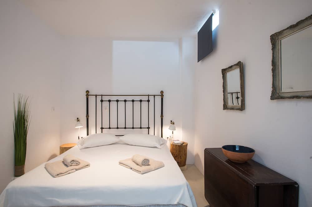Photo of Bedroom in Xilokeratidi