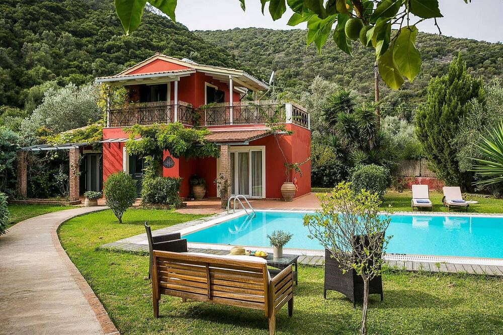 Photo of Outdoor in Mikros Gialos