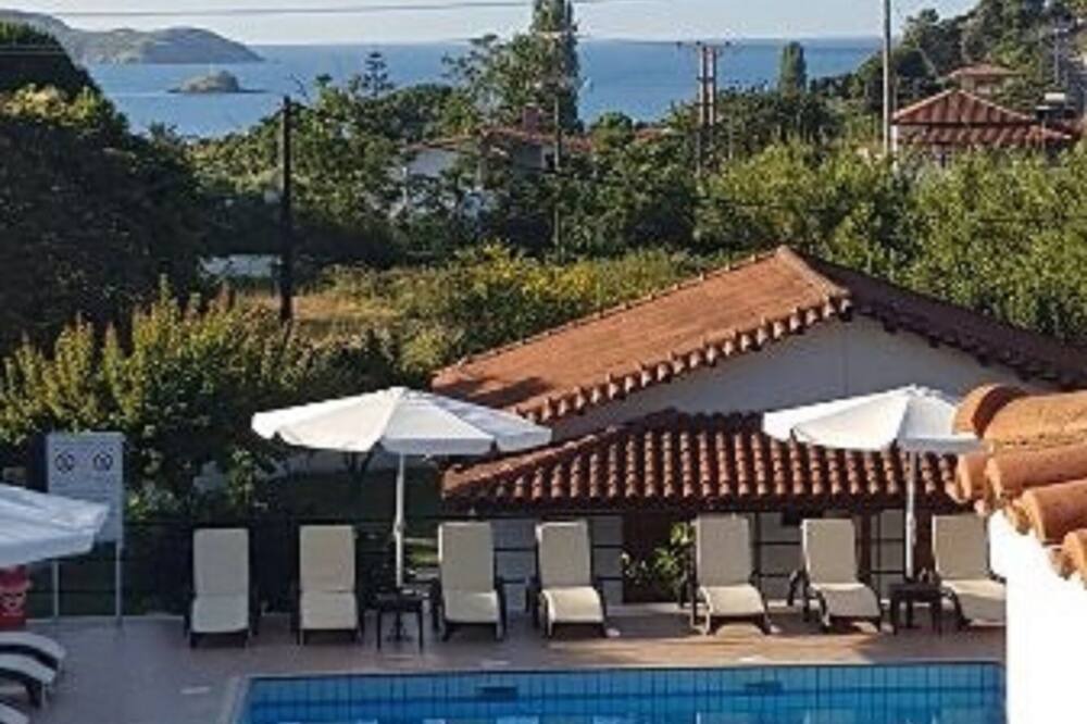 Photo of Outdoor in Katsarou