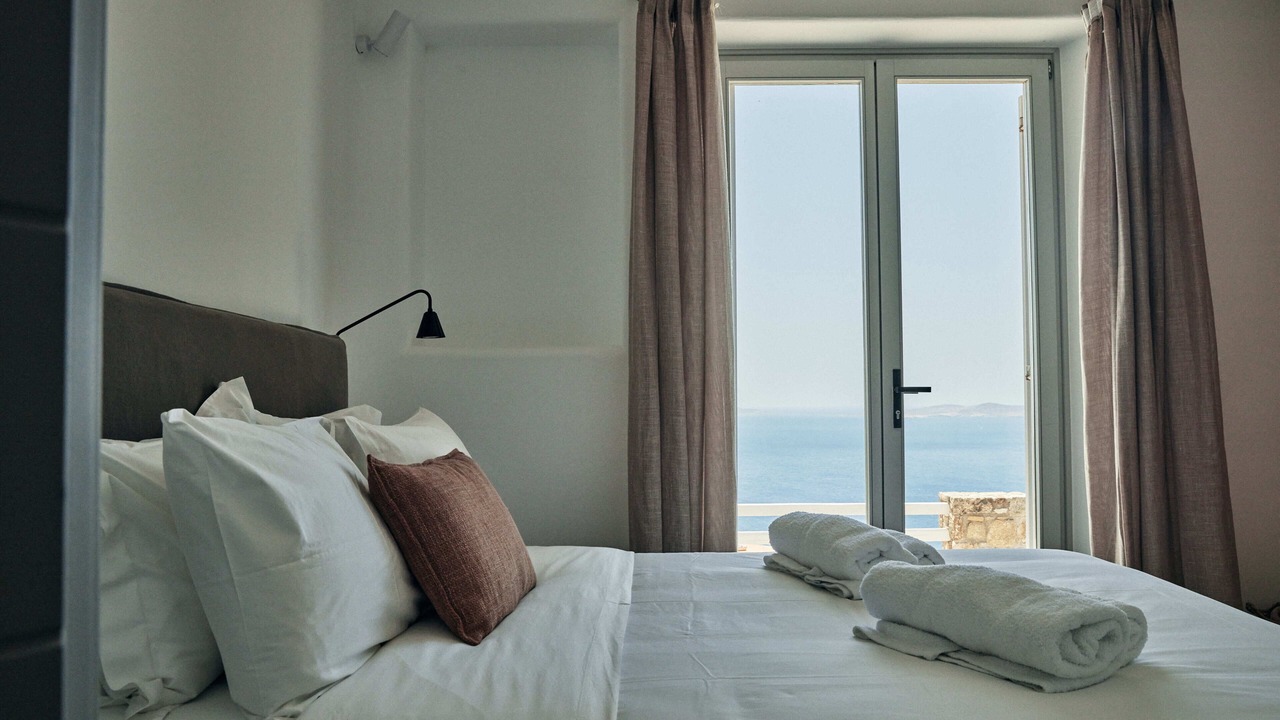 Photo of Bedroom in Faros Armenistis