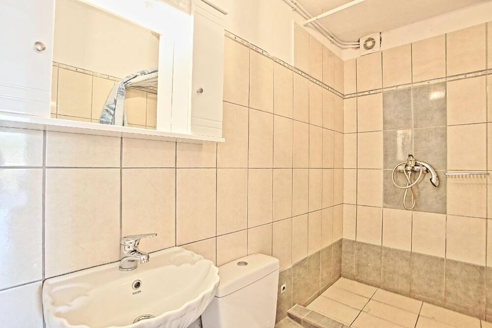 Photo of Bathroom in Agni