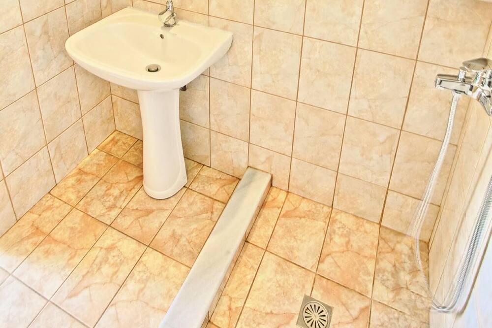 Photo of Bathroom in Katavolos