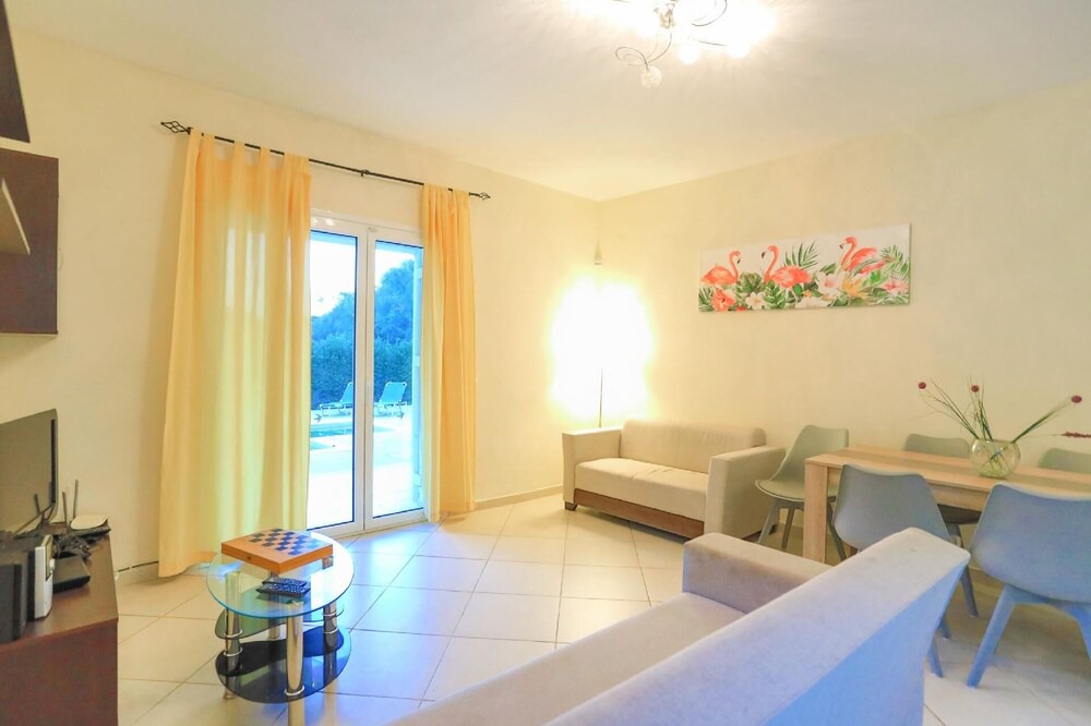 Photo of Livingroom in Agios Stefanos