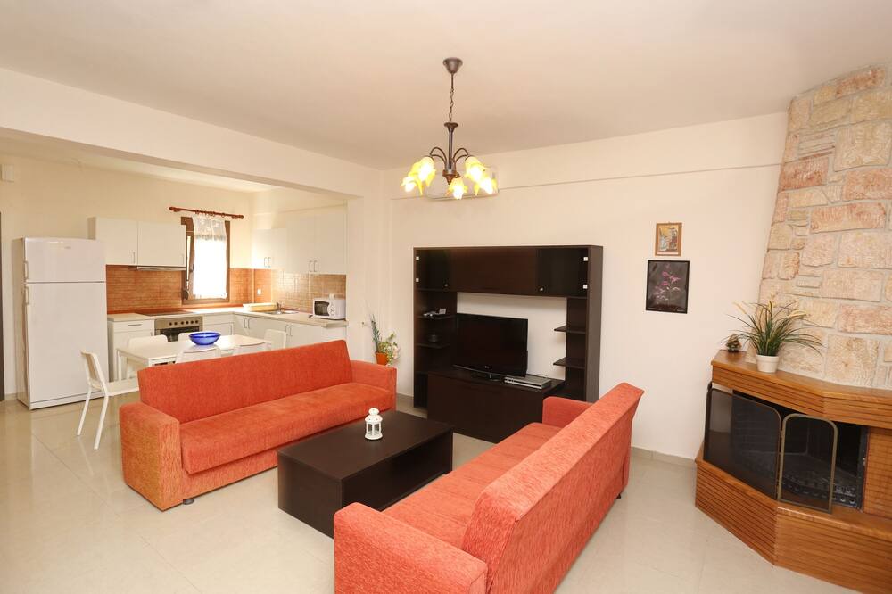 Photo of Livingroom in Pefkochori