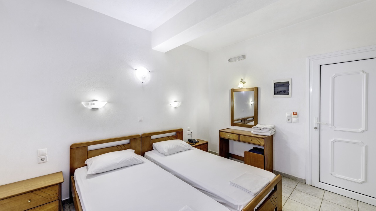 Photo of Bedroom in Tourlos