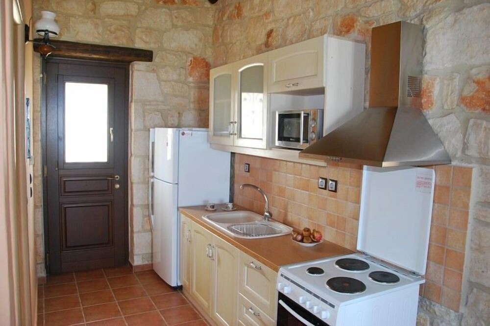 Photo of Kitchen in Psarou