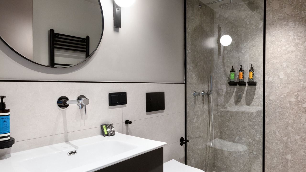 Photo of Bathroom in Ladadika